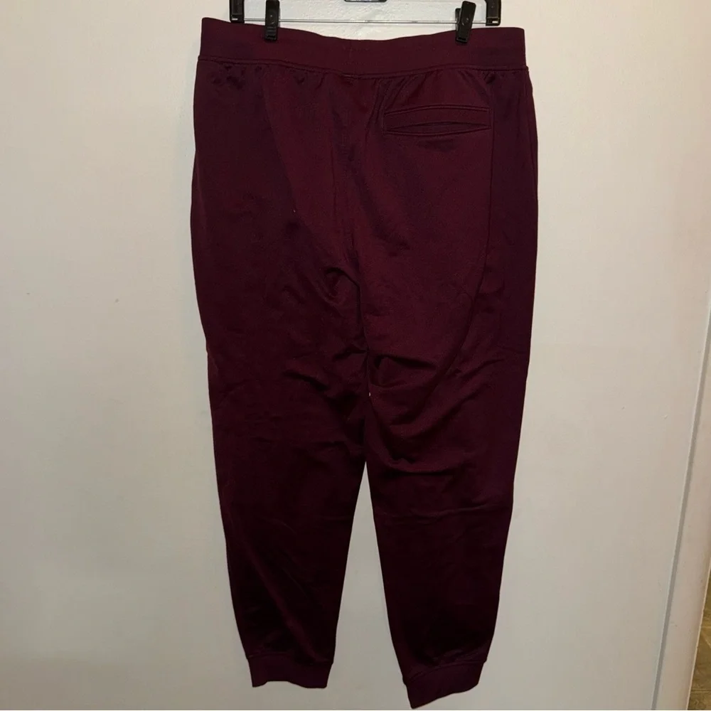 Under Armour Burgundy Joggers Sweatpants Men’s Size Extra Large